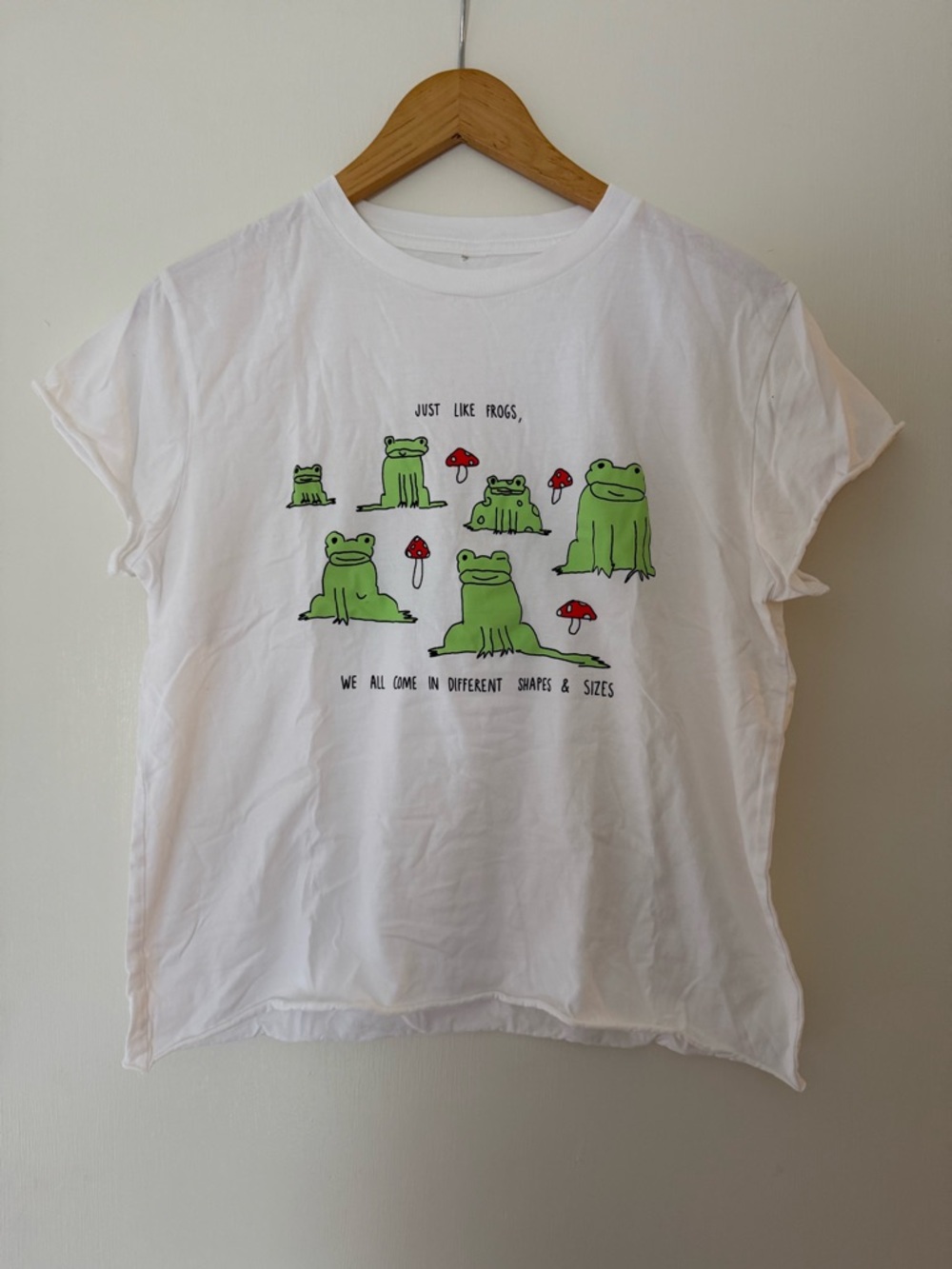 Body positive frog tee!